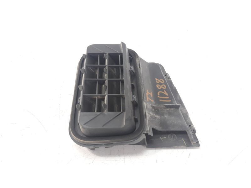 Recambio de moldura para toyota hilux (kun) referencia OEM IAM 629980K110  