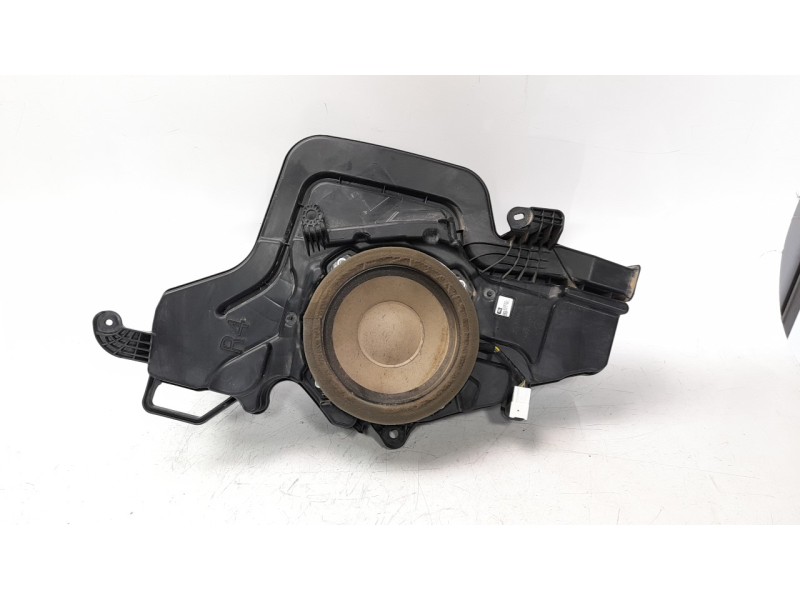 Recambio de sistema audio / radio cd para toyota rav 4 referencia OEM IAM 2745000101  