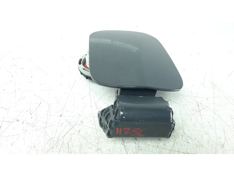 Recambio de tapa exterior combustible para kia stonic (ybcuv) 1.0 tgdi cat referencia OEM IAM 69510H8400  