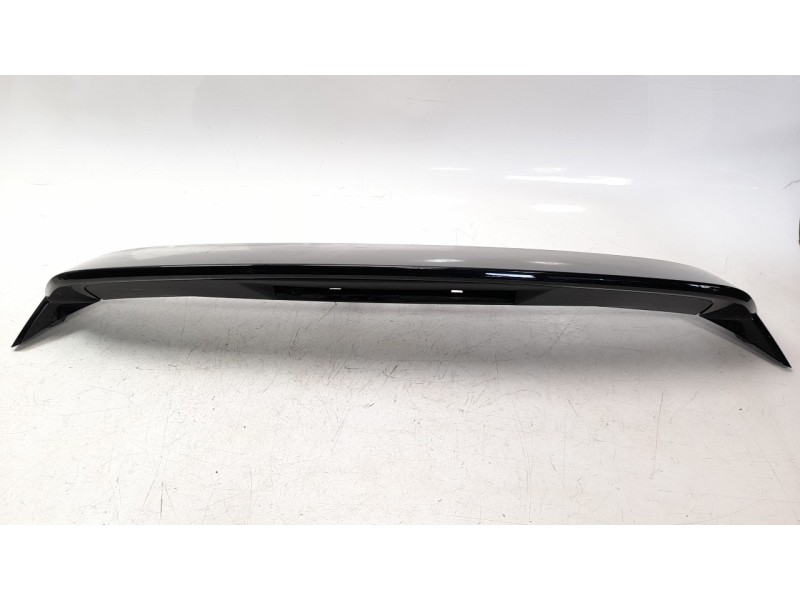Recambio de aleron trasero para opel corsa f 1.2 referencia OEM IAM 9829272980  