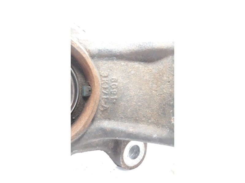 Recambio de mangueta delantera izquierda para ford mondeo ber. (ca2) ghia referencia OEM IAM 6G913K171A  