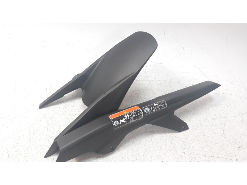 Recambio de guardabarros trasero para honda cb 650r cb 650r referencia OEM IAM 80103MKND50  