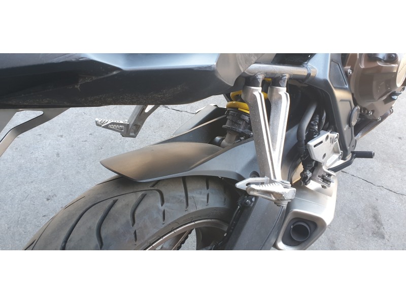 Recambio de guardabarros trasero para honda cb 650r cb 650r referencia OEM IAM 80103MKND50  