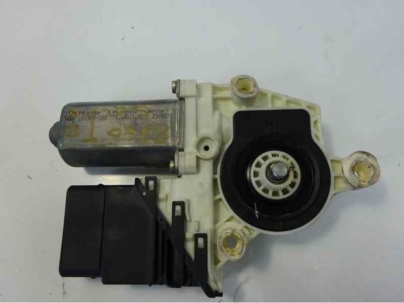 Recambio de motor elevalunas trasero derecho para volkswagen golf iv berlina (1j1) básico referencia OEM IAM 1J4959812C  