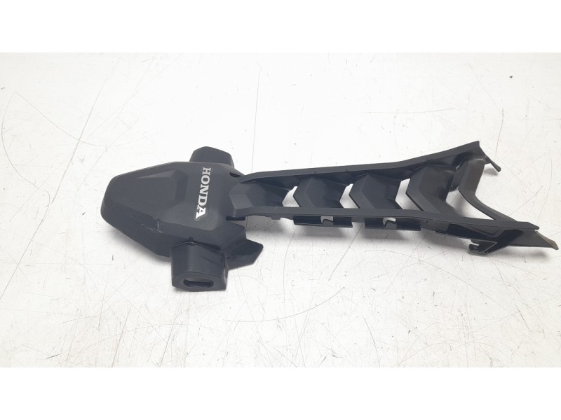 Recambio de moldura para honda cb 650r cb 650r referencia OEM IAM 80151MKYD500  