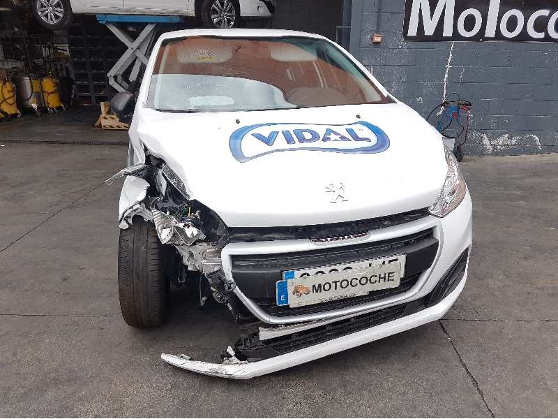 peugeot 208 del año 2015