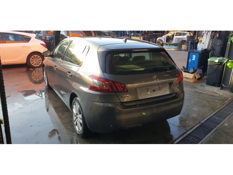 peugeot 308 del año 2021