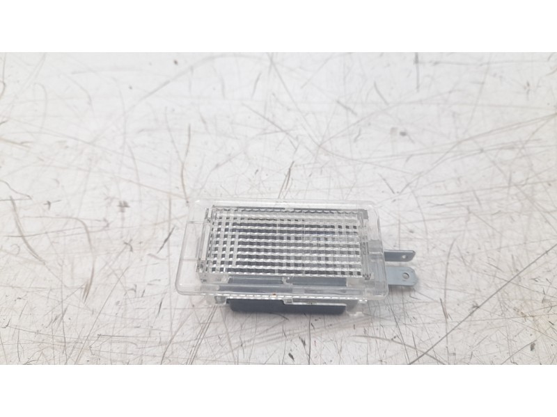 Recambio de luz interior para hyundai tucson classic blue referencia OEM IAM 9262033000  