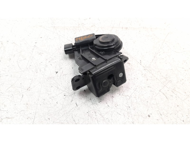 Recambio de cerradura maletero / porton para toyota prius+ advance referencia OEM IAM 6935028151  