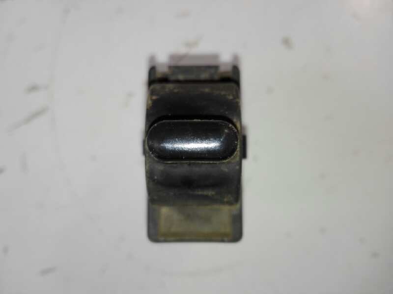 Recambio de mando elevalunas trasero derecho para nissan pick-up (d22) 2.5 16v turbodiesel cat referencia OEM IAM   