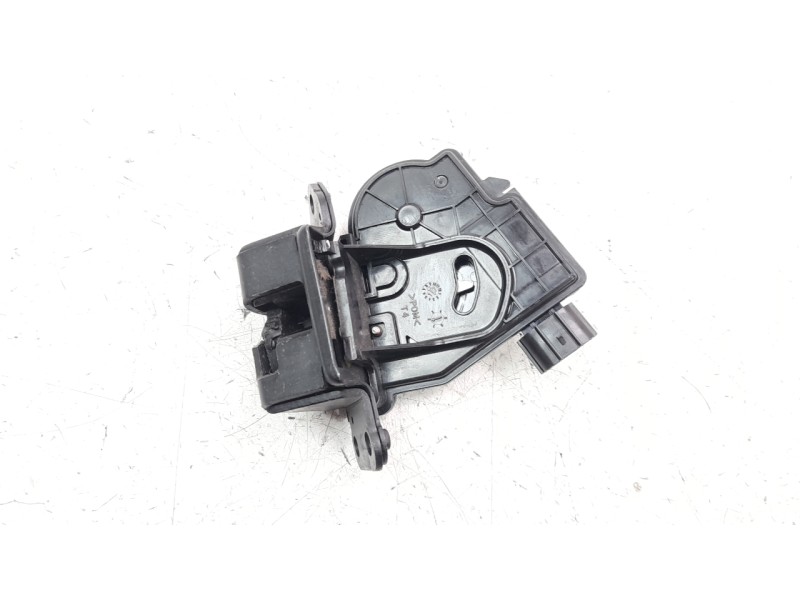 Recambio de cerradura maletero / porton para toyota prius+ advance referencia OEM IAM 6935028151  