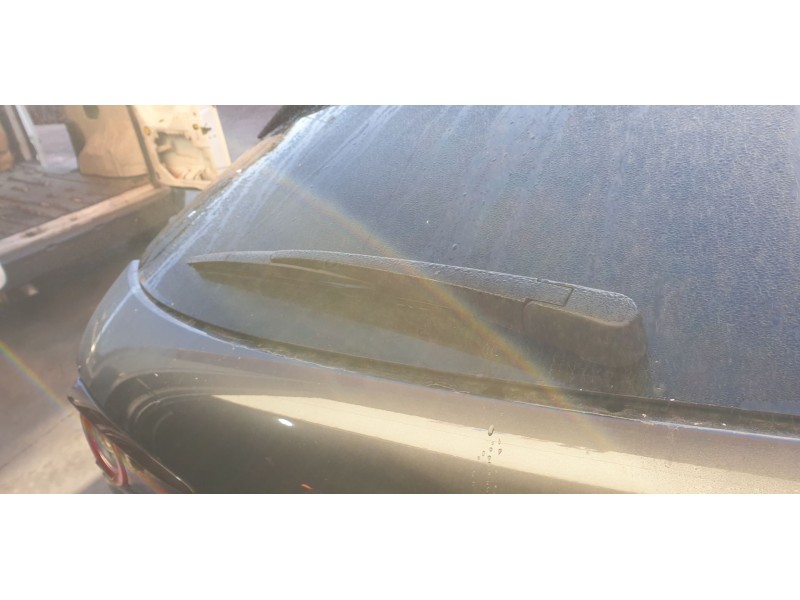 Recambio de brazo limpia trasero para mazda 3 berlina (bp) evolution referencia OEM IAM BCWK67421A  