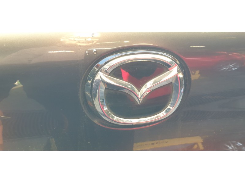 Recambio de maneta exterior maletero / porton para mazda 3 berlina (bp) evolution referencia OEM IAM BDMT51730J  