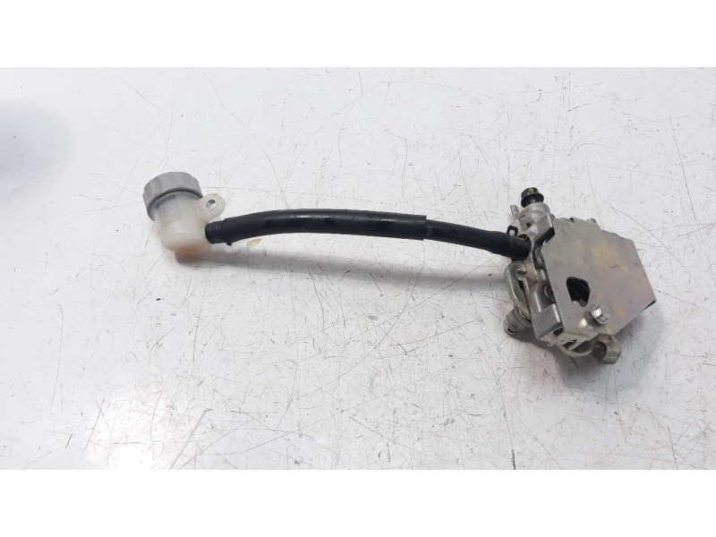 Recambio de bomba freno para honda pcx 125 referencia OEM IAM 45510KWN305  