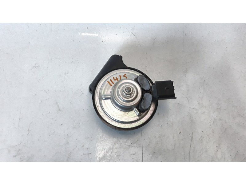Recambio de claxon para renault captur ii 1.0 tce referencia OEM IAM 256105229R  