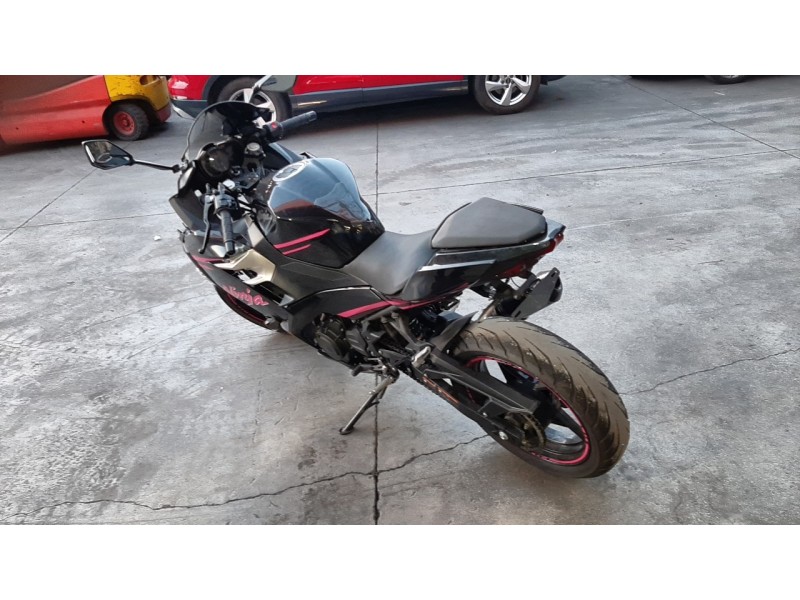 kawasaki ninja 400 del año 2019