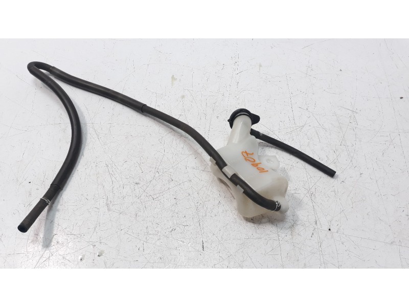 Recambio de deposito expansion para honda pcx 125 referencia OEM IAM 19111K35V00  