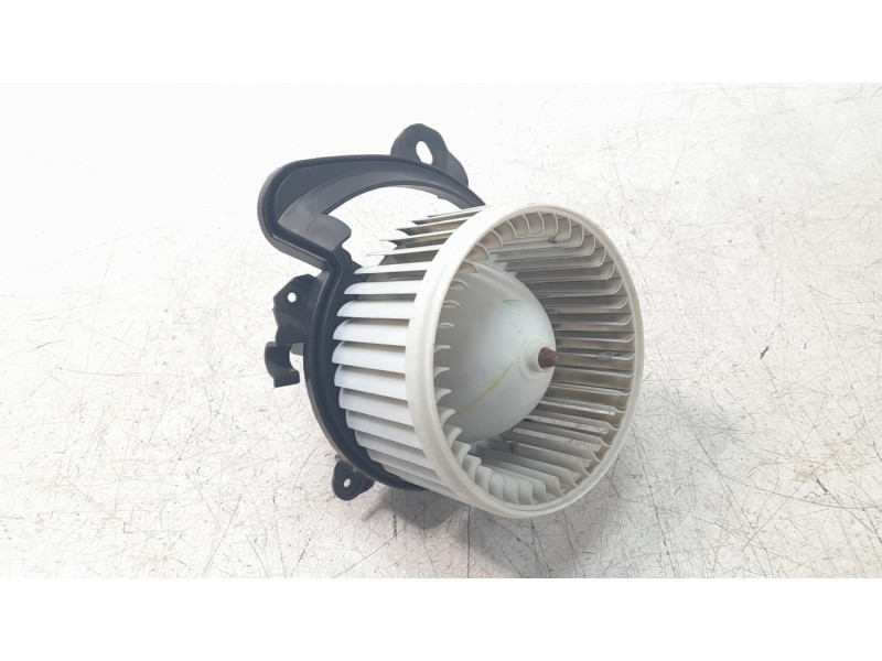 Recambio de ventilador calefaccion para fiat tipo ii (356) sedan 1.6 jtdm 16v referencia OEM IAM A11014100  