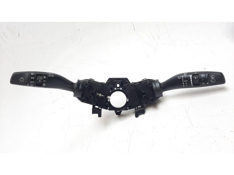 Recambio de mando multifuncion para kia stonic (ybcuv) 1.2 cat referencia OEM IAM 93403H8960  