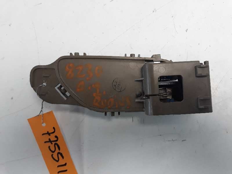 Recambio de maneta interior delantera izquierda para ssangyong rodius xdi deluxe 4wd referencia OEM IAM   