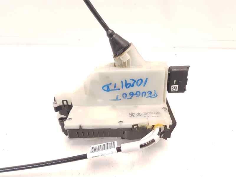 Recambio de cerradura puerta trasera derecha para peugeot 208 style referencia OEM IAM 9812501180  