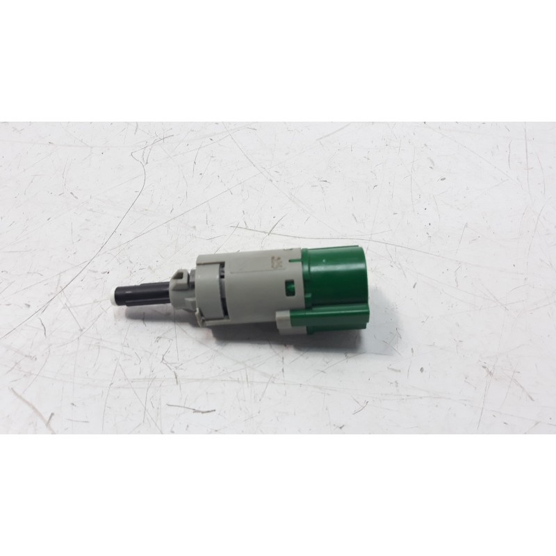Recambio de interruptor para citroen c3 1.5 blue-hdi fap referencia OEM IAM 9818232480  49921L