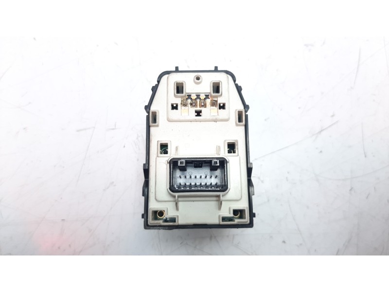 Recambio de mando retrovisor para kia stonic (ybcuv) 1.2 cat referencia OEM IAM 4D64801000  