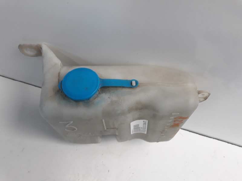 Recambio de deposito limpia para ssangyong rodius xdi deluxe 4wd referencia OEM IAM 7841021000  