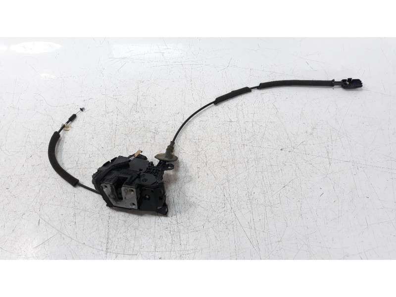 Recambio de cerradura puerta trasera izquierda para renault captur 1.5 dci diesel fap energy referencia OEM IAM 825019935R  
