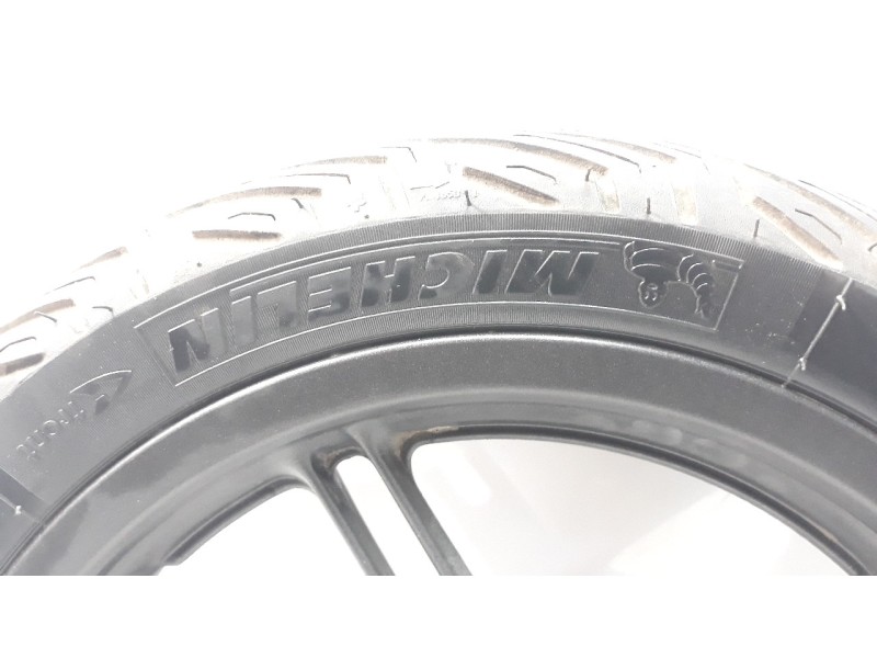 Recambio de llanta para honda pcx 125 referencia OEM IAM 44650KWN901ZA  