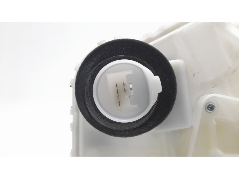 Recambio de cerradura puerta trasera izquierda para mazda 3 berlina (bp) evolution referencia OEM IAM BDMC73310B  