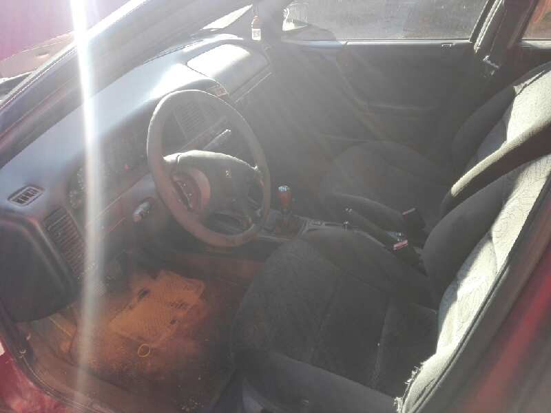 citroen xantia berlina del año 1999