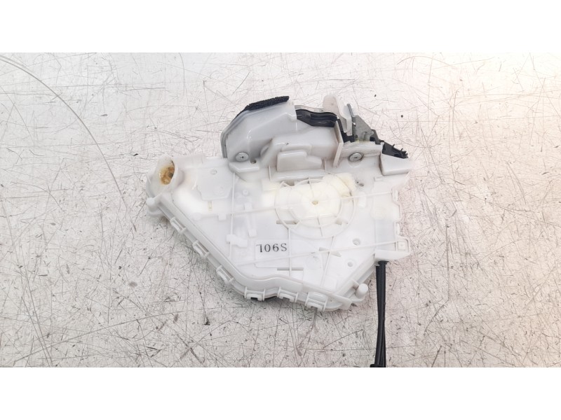 Recambio de cerradura puerta delantera izquierda para mazda 3 berlina (bp) evolution referencia OEM IAM BCJH59310D  