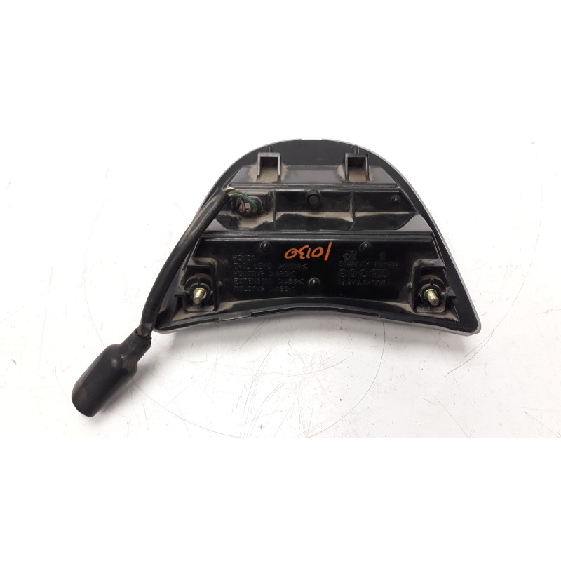 Recambio de piloto trasero central para honda cbr 900rr/cbr 1000rr/cbr 1100 xx fireblade   (sc50) referencia OEM IAM 19113MB1870