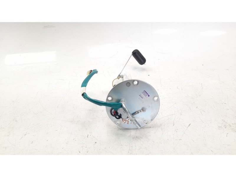 Recambio de bomba combustible para kawasaki z 900 referencia OEM IAM 490400756 UCT35KU78 