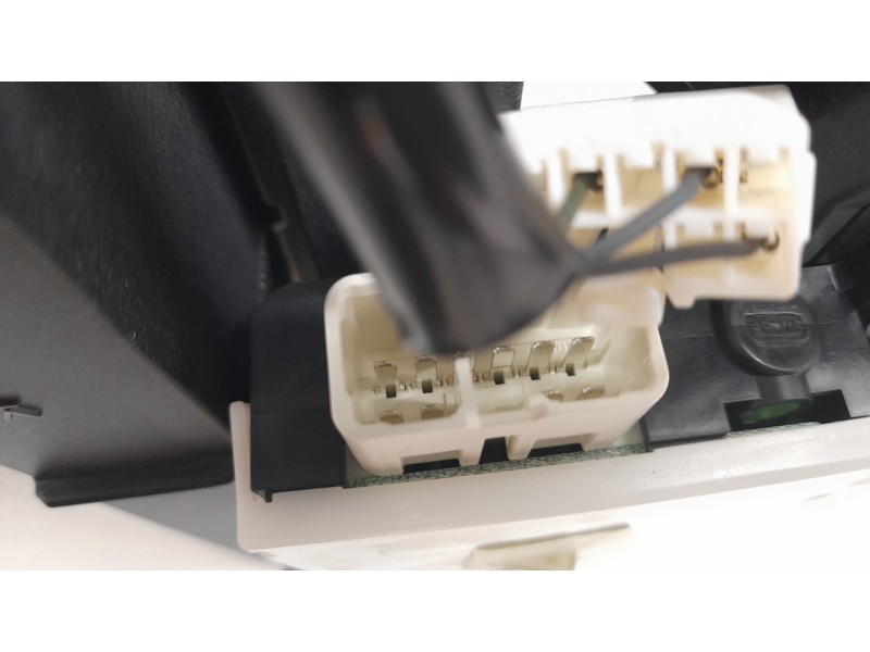 Recambio de techo electrico para toyota prius+ advance referencia OEM IAM 6326047020  