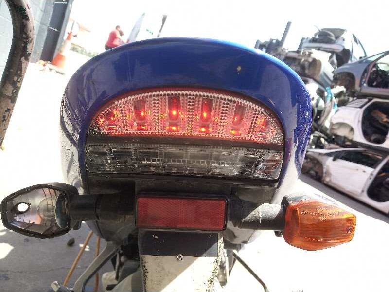Recambio de piloto trasero central para honda cbr 900rr/cbr 1000rr/cbr 1100 xx fireblade   (sc50) referencia OEM IAM 19113MB1870