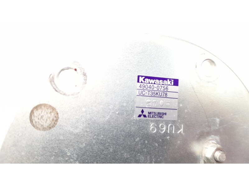 Recambio de bomba combustible para kawasaki z 900 referencia OEM IAM 490400756 UCT35KU78 
