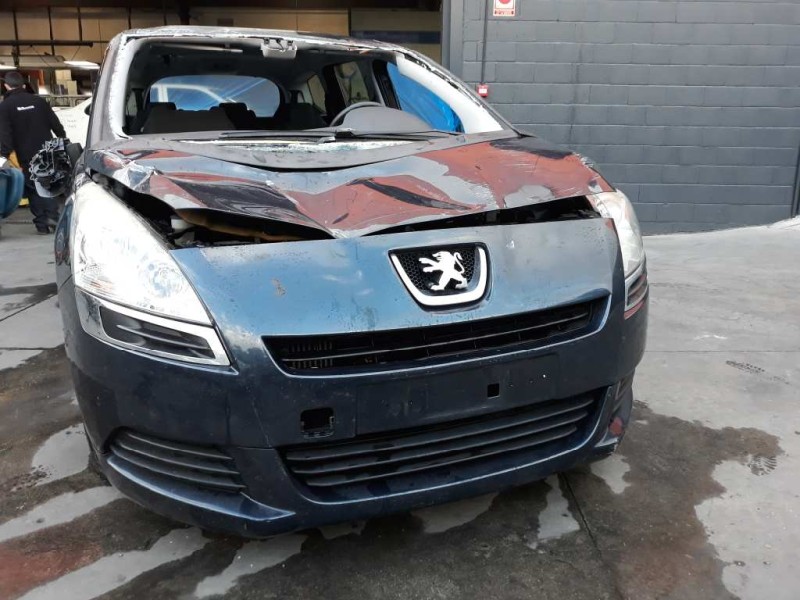 peugeot 5008 del año 2013