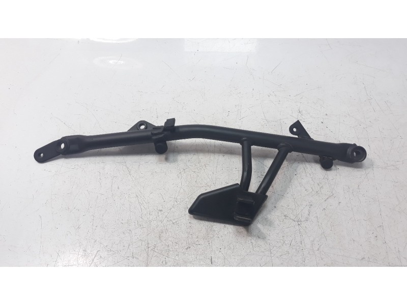 Recambio de estribo para kawasaki vulcan s vulcan s referencia OEM IAM 31064065118R  