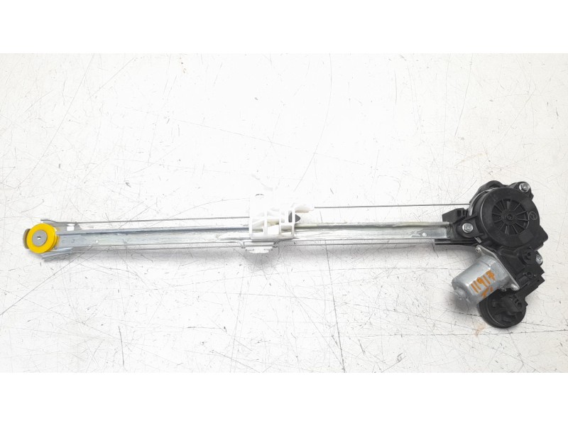 Recambio de elevalunas trasero izquierdo para mazda 3 berlina (bp) evolution referencia OEM IAM BCJH73590A  