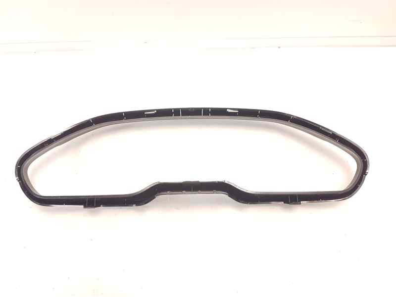Recambio de moldura para peugeot 208 style referencia OEM IAM   