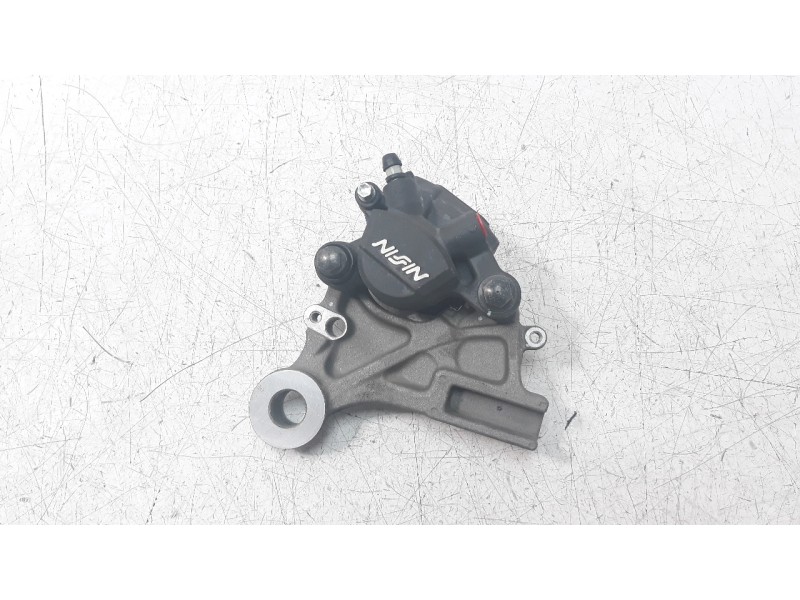 Recambio de pinza de freno trasera derecha para honda cb 650r cb 650r referencia OEM IAM 43150MJEDB1  