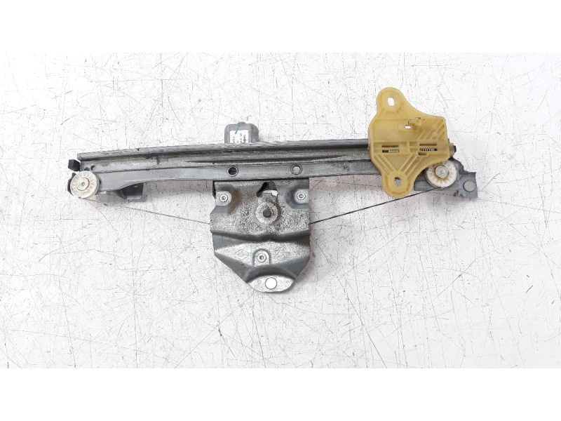 Recambio de elevalunas trasero izquierdo para renault captur 1.5 dci diesel fap energy referencia OEM IAM 827012973R  