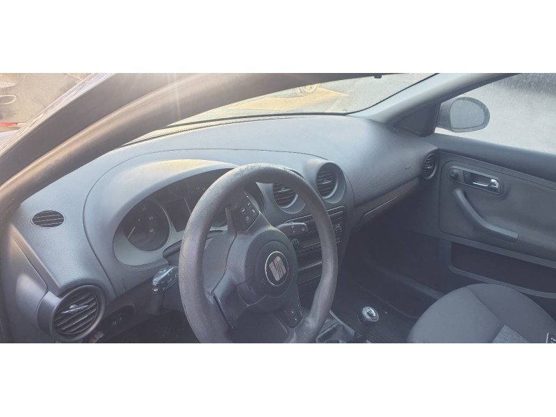 seat ibiza (6l1) del año 2006