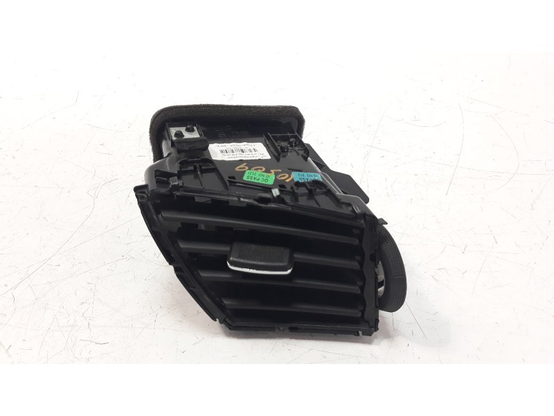 Recambio de rejilla aireadora para nissan qashqai (j11) 1.5 dci cat referencia OEM IAM 687604EH0A  