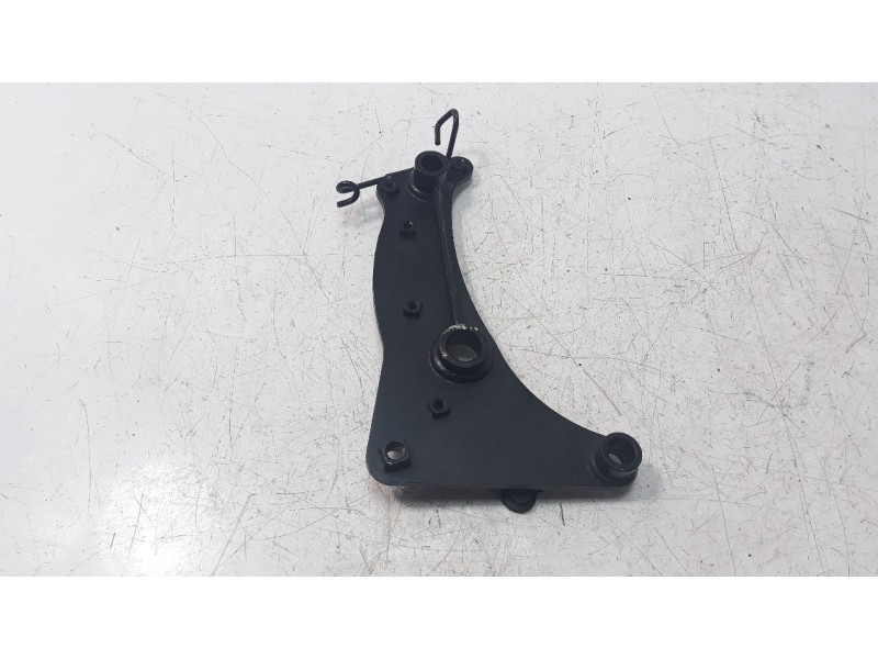 Recambio de soporte motor para kawasaki vulcan s vulcan s referencia OEM IAM 320360349  