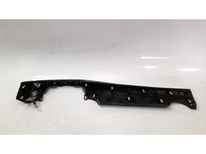Recambio de moldura para toyota rav 4 referencia OEM IAM 5501242090  