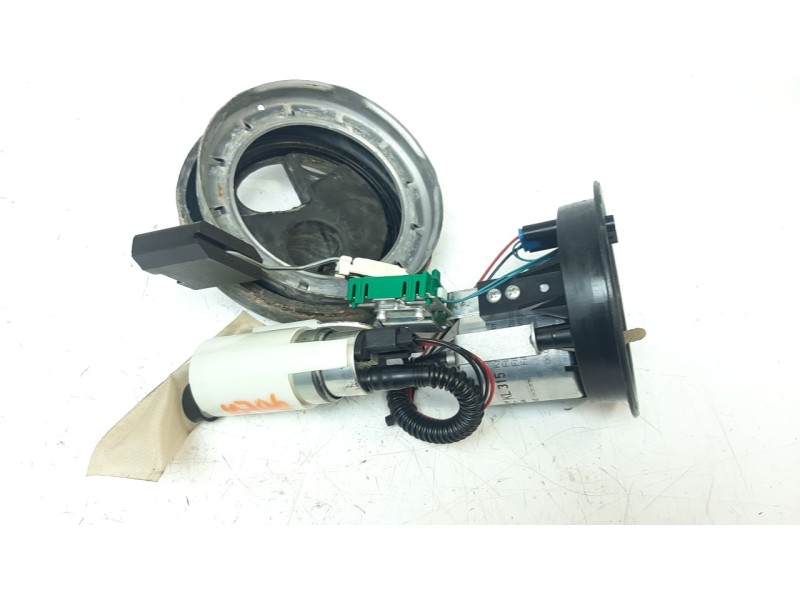 Recambio de bomba combustible para bmw f 800 r referencia OEM IAM 16148555172  