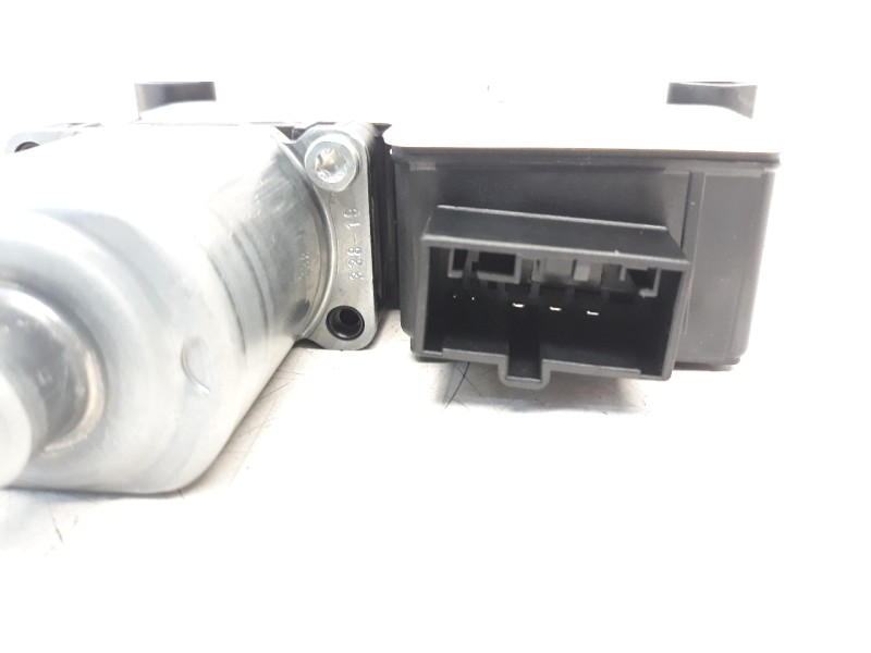 Recambio de motor elevalunas trasero derecho para volkswagen t-roc 2.0 tdi referencia OEM IAM 5Q0959408  